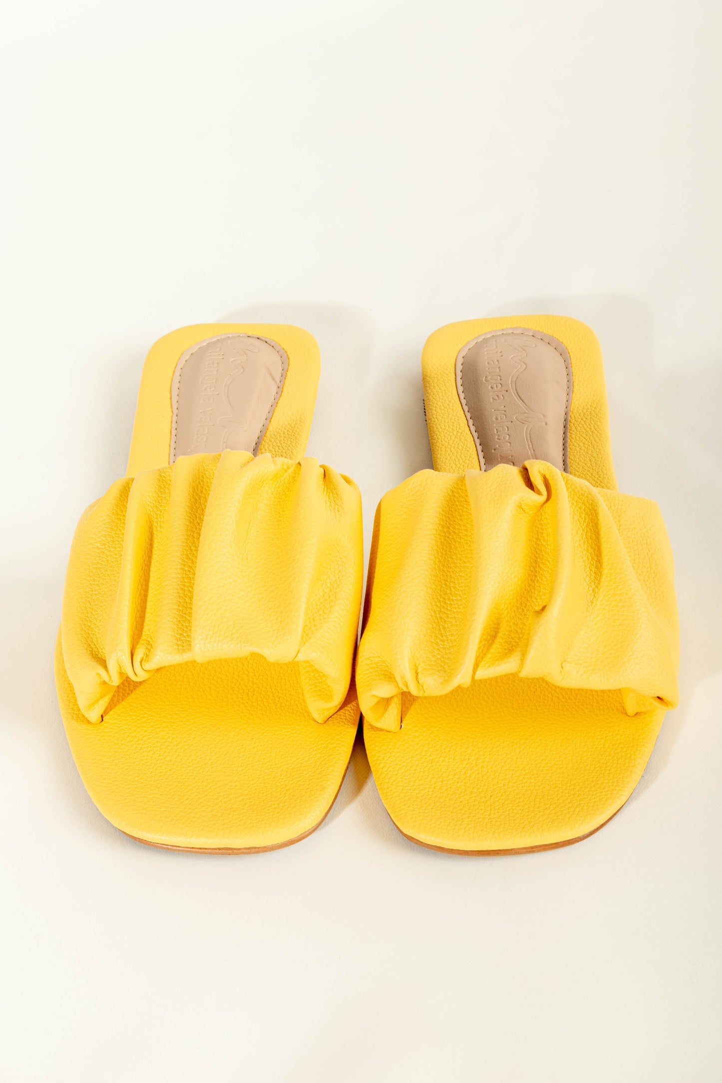 Sandalias Arruchadas